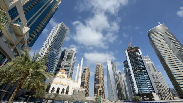 دوبۍ