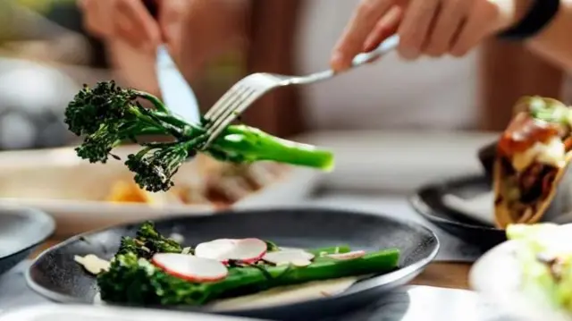 Watu wanaofuata lishe isiyo na nyama mara nyingi hukadiriwa kuwa wa kuvutia zaidi.