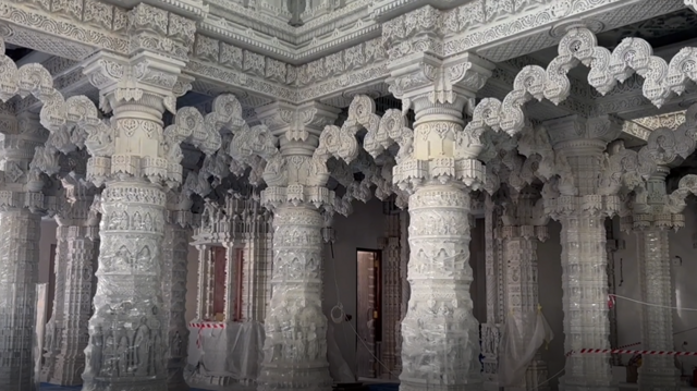 அபுதாபியின் முதல் இந்து கோவில்