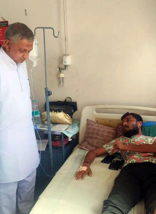 રાજકાટોમાં સુરેશ વડેચાના ખબરઅંરત પૂછતા ગુજરાત સરકારના મંત્રી કુંવરજી બાવળિયા