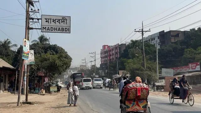 শুক্রবারের ভূমিকম্পের উৎপত্তিস্থল ছিলো নরসিংদীর জেলার মাধবদী উপজেলায় মাটির প্রায় ১০ কিলোমিটার গভীরে।