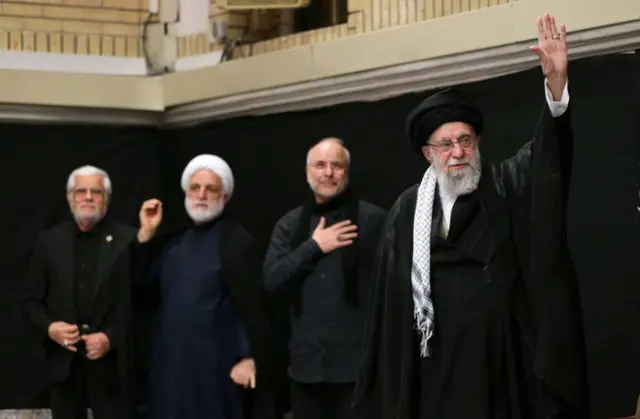 مقام های جمهوری اسلامی می‌گویند شهروندان ایرانی در جریان جنگ ۱۲ روزه اسرائیل دست به اعتراض نزدند و این را نشانه حمایت مردم از نظام حاکم بر ایران می‌خوانند