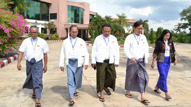 ၈၈ ကျောင်းသားခေါင်းဆောင်တွေ အများစုနဲ့ စုဖွဲ့ထားတဲ့ ပြည်သူ့ပါတီ