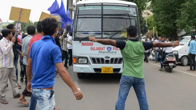 गुजरात में दलितों का प्रदर्शन