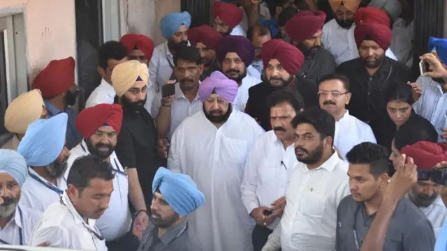 சிவில் மருத்துவமனையில் பாதிக்கப்பட்டவர்களை நேரில் பார்வையிட்ட முதல்வர் அமரிந்தர் சிங்