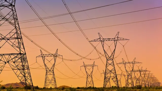 இலவச மின்சாரத்திற்கு தடை போடுகிறதா புதிய மின்சார சட்டம்?