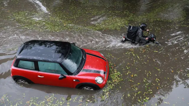 दिल्ली में बारिश के बाद का हाल