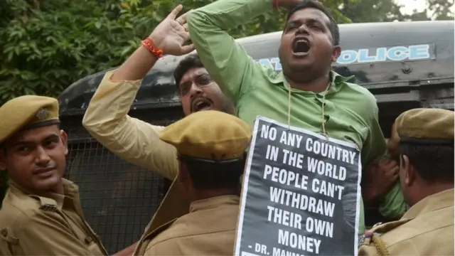 नोटबंदी के ख़िलाफ़ कांग्रेस का प्रदर्शन