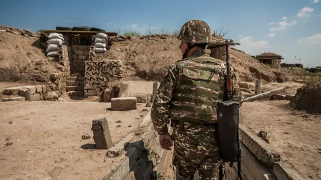 Təmas xəttində atəşkəsin pozulması adi hala çevrilib