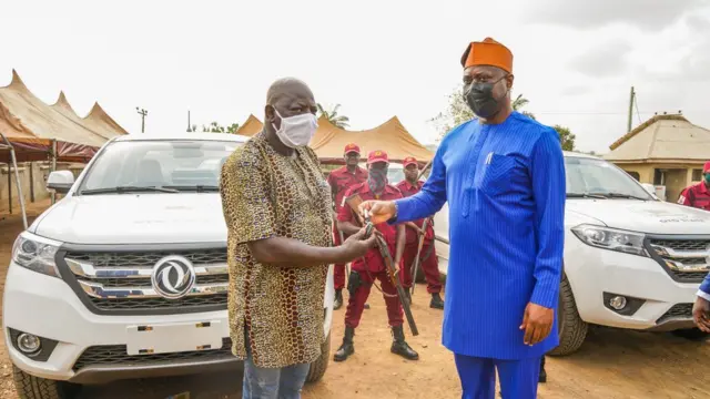 Oyo state govnor meet wit selected stakeholders, local goment chairpersons and political office holders from Ibarapa on top security challenge for di area