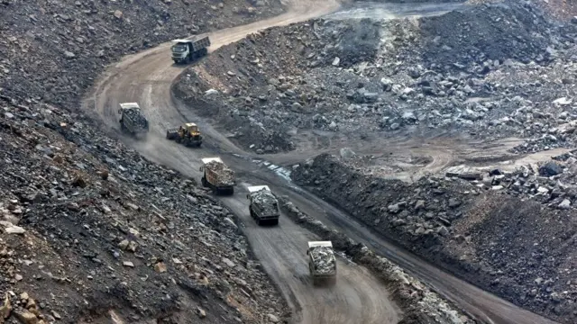 భారతదేశంలో 70% విద్యుత్ బొగ్గు నుంచే వస్తోంది.