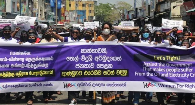 ayithin udesa kanthawo protest
