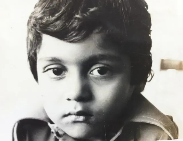 நடிகர் சூர்யா இளம் வயதில்