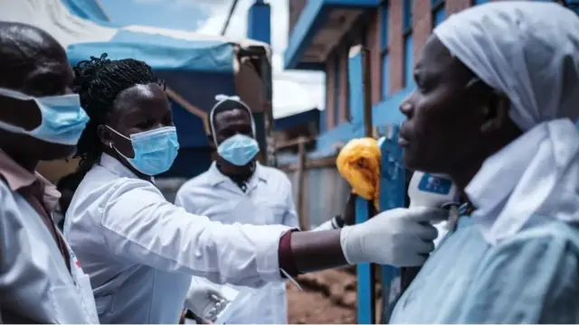 팬데믹 속에서 지역 공동체를 지원했던 '공동체를 위한 빛나는 희망'