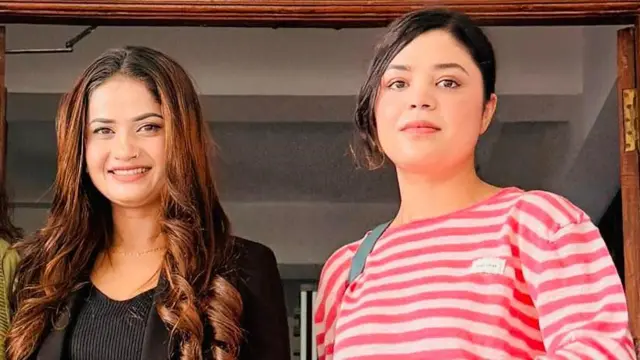 क्रमश: एलिना चौहान र समीक्षा अधिकारी