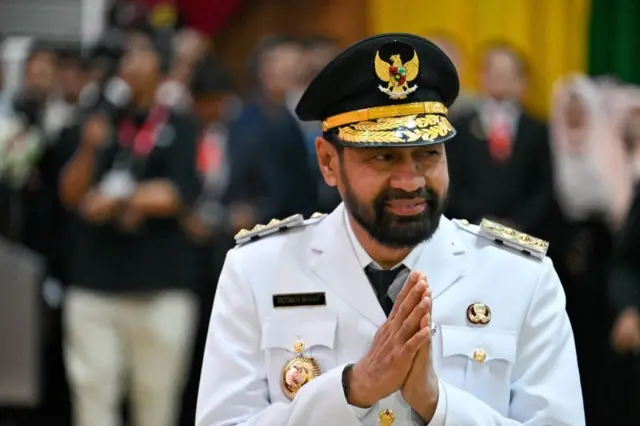 Gubernur Aceh Muzakir Manaf atau Mualem menegaskan bupati atau kepala daerah yang cengeng dan tidak mampu menangani bencana banjir lebih baik mengundurkan diri.
