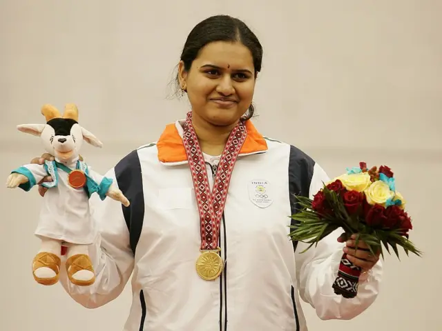 गेल्या काही वर्षांत सातत्यानं भारतीय बुद्धीबळपटू अशी नवी शिखरं गाठत आहेत.