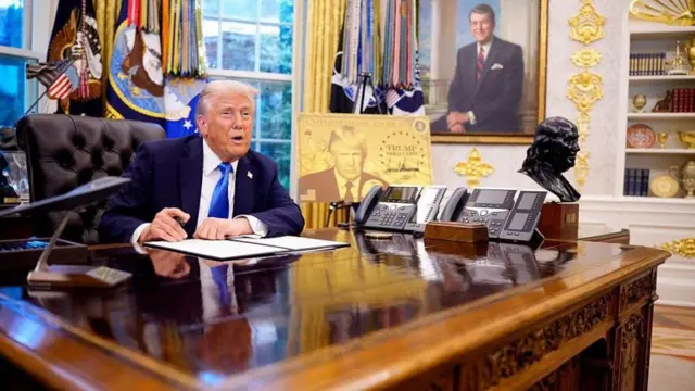 બીબીસી ગુજરાતી, ગુજરાત, ડોનાલ્ડ ટ્રમ્પ, અમેરિકા, એચ-1બી વિઝા, વિઝા