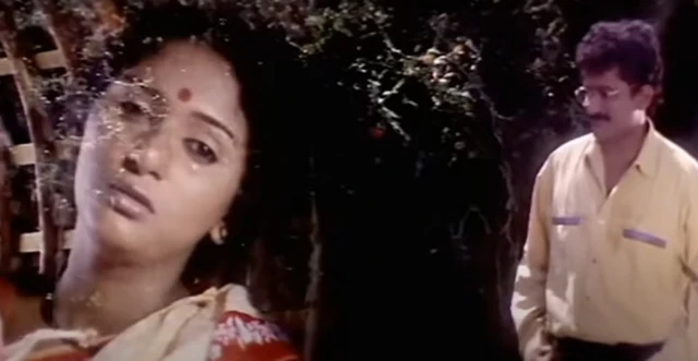 ஏ.ஆர்.ரகுமானின் இசையில், வைரமுத்துவின் வரிகளில் உருவான பாடல்.