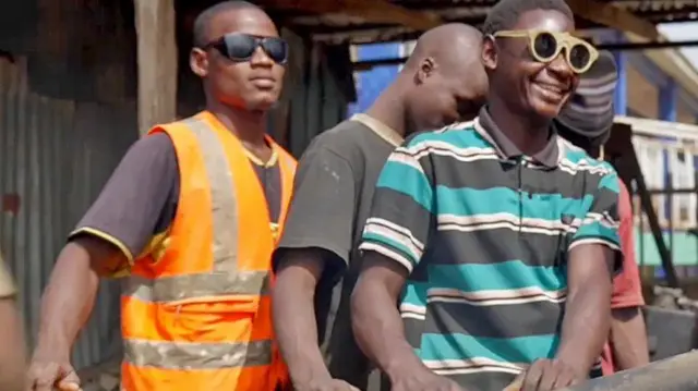 متدربون في ورشة أبوبلال