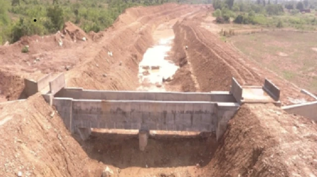 హైలెవల్ కెనాల్ నిర్మాణ పనులు