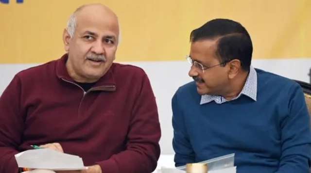 ਮਨੀਸ਼ ਸਿਸੋਦੀਆ ਅਤੇ ਅਰਵਿੰਦ ਕੇਜਰੀਵਾਲ