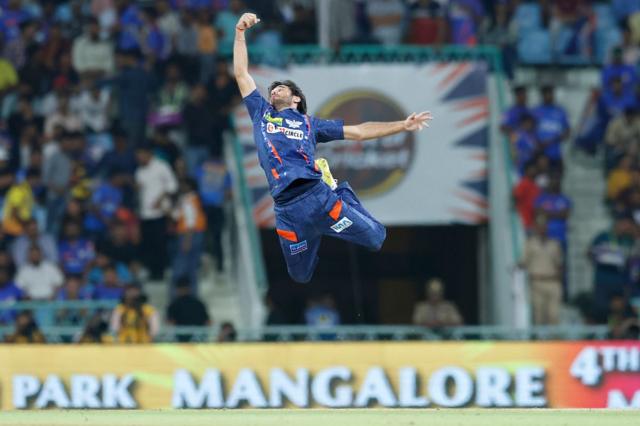 மும்பை - லக்னோ