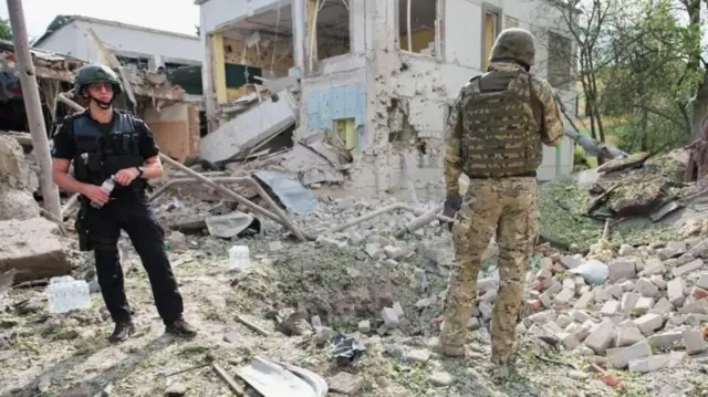 ইউক্রেন-রাশিয়া যুদ্ধের তিন বছরে বহু মানুষ প্রাণ হারিয়েছে