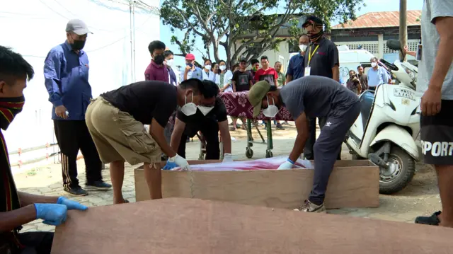 மணிப்பூர் வன்முறை, ஊரடங்கு