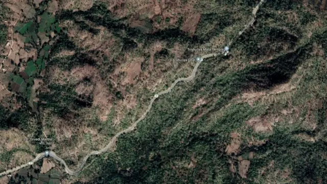 ત્રિશૂલિયા ઘાટનો રસ્તો