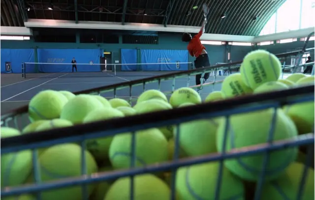 서울의 한 실내 테니스장