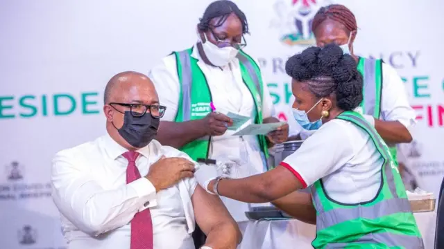 Aworan ayẹwo fun Covid-19