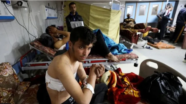 বৃহস্পতিবারের হামলায় আহতদের অনেকে সেবা নিচ্ছেন আল শিফা হাসপাতালে