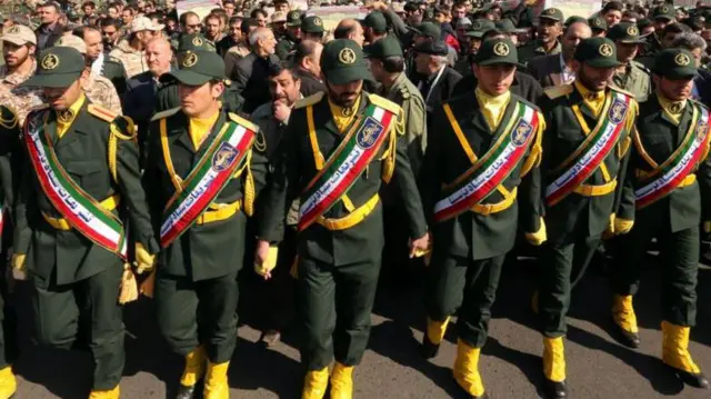 রিভোলিউশনারি গার্ডসের সদস্যরা