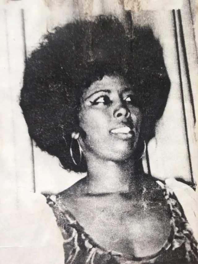 Xiddigada Hibo Nuura waxa ay ka mid ahayd fanaaniintii caanka ahaa