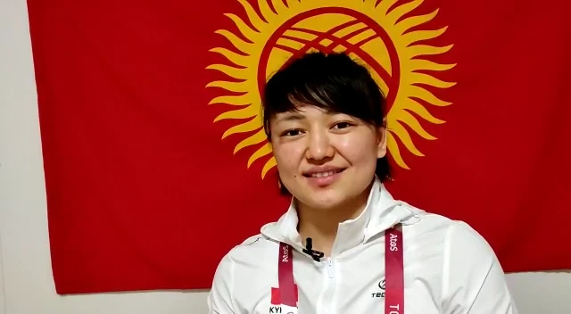 алгачкы спортчу кыз 