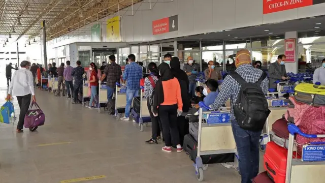 કોરોનામાં ખાડી દેશોમાંથી ભારતીયોનું સ્થળાંતર