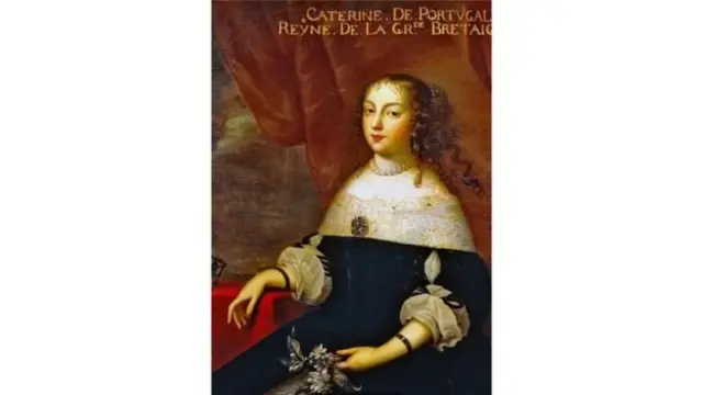 واظبت كاثرين أوف براغانزا، بعد زواجها من ملك إنجلترا تشارلز الثاني، على عادة احتساء الشاي يوميا