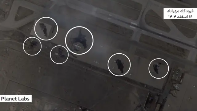 هواپیماهای منهدم شده در صحن فرودگاه مهرآباد 