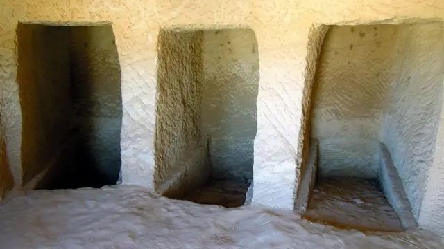 مقبره‌های مداین صالح همچنان صحیح و سالم است