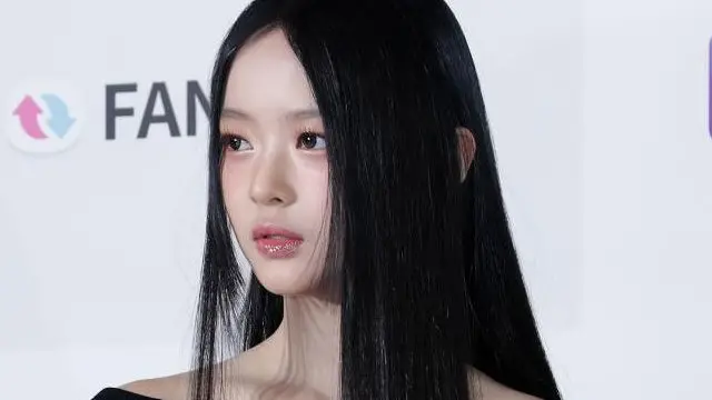 Hanni Phạm của nhóm NewJeans tham dự Lễ trao giải The Fact Music Awards 2022 vào ngày 08 tháng 10 năm 2022 tại Seoul, Hàn Quốc