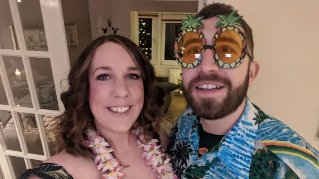 హేలీ, మాథ్యూ 