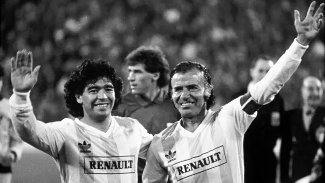 Diego Maradona e Carlos Menem