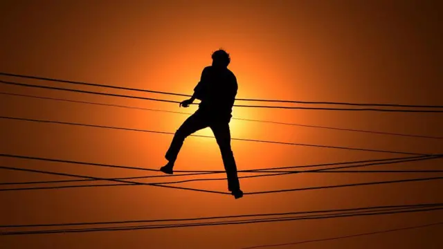 கோவை, மின்சாரம், மின் இணைப்பு, பற்றாக்குறை, தமிழ்நாடு மின் வாரியம்