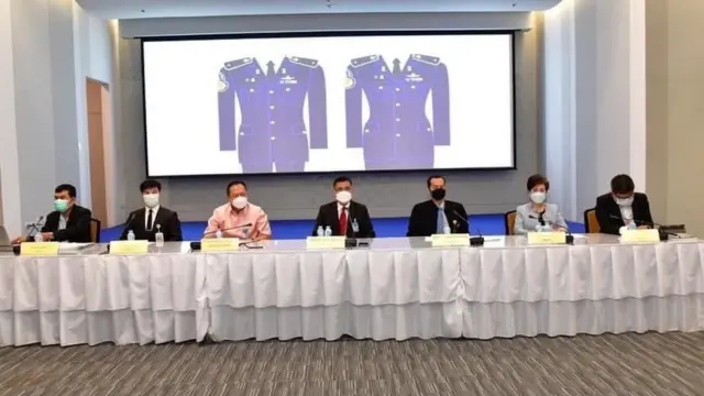 คณะกรรมการจัดทำประกาศประธานรัฐสภาว่าด้วยเครื่องแบบเจ้าหน้าที่ตำรวจรัฐสภา ดำเนินการจัดเวทีเสวนารับฟังความเห็นเกี่ยวกับเครื่องแบบเจ้าหน้าที่ตำรวจรัฐสภาเมื่อวันที่ 1 เม.ย. 2656