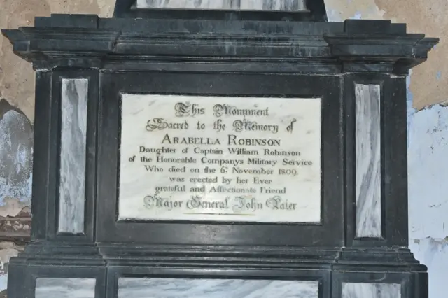 మచిలీపట్నం, బందర్, ప్రేమ చిహ్నం