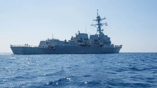 杜威號導彈驅逐艦在南海(6/5/2017)