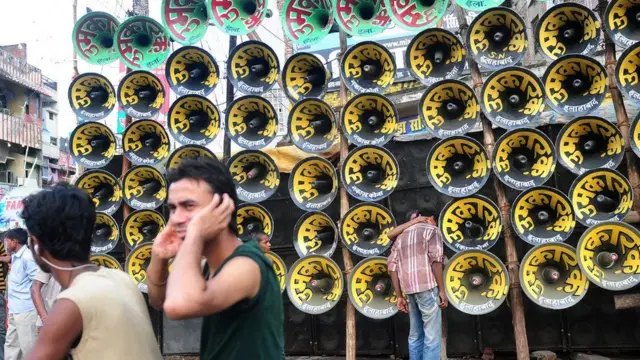 मस्जिद, लाउड स्पीकर