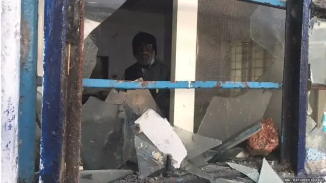 दलित अधिकार कार्यकर्ता का टूटा घर