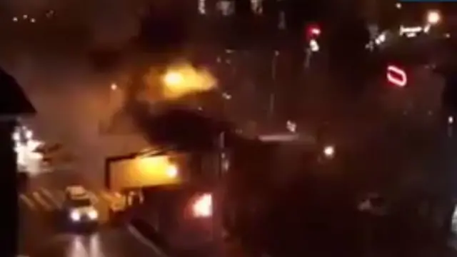 ویدئویی که از کرمانشاه درباره "آتش زدن کانکس پلیس" فرستاده شده